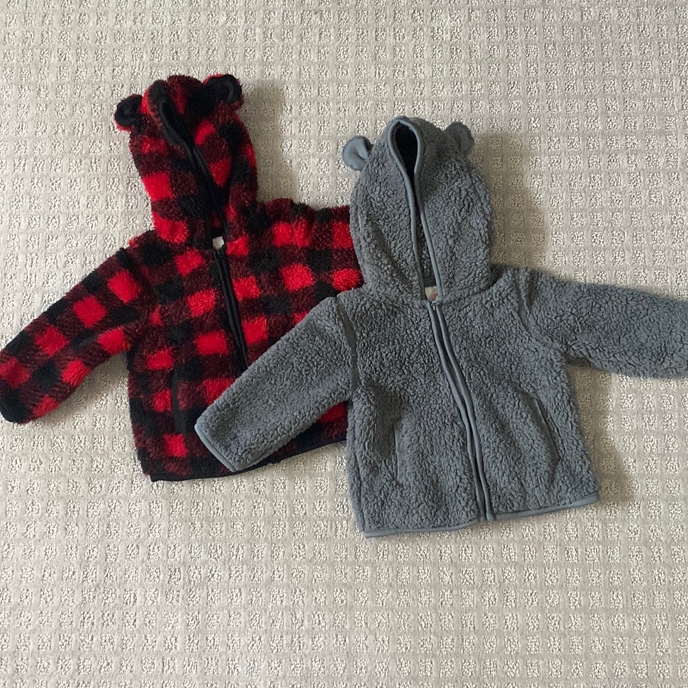 Set of 2 fleece jackets
